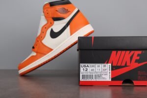 1 RETRO HIGH OG 555088-113 - Image 2