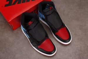 1 HIGH OG 警灯2.0 AJ1 CD0461-046 - Image 3